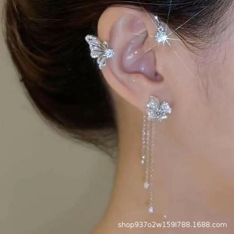 Zirconia Butterfly Tassel Ear Clip.